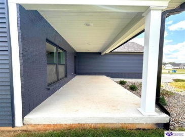 Martha Miles Ct, Brandenburg, Kentucky 40108, ,2 BathroomsBathrooms,For Sale,Martha Miles Ct,HK24003198