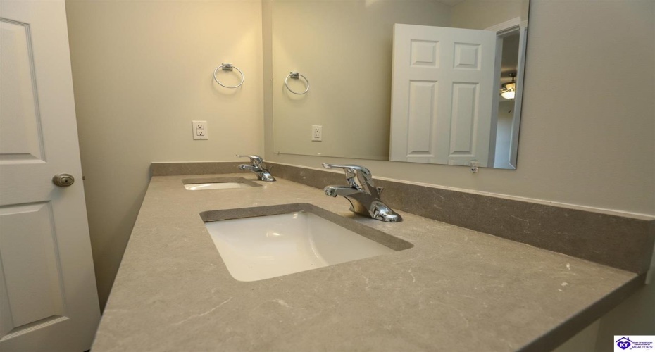 Mandan Ct, Guston, Kentucky 40142, ,2 BathroomsBathrooms,For Sale,Mandan Ct,HK24003206