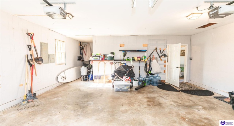 Mayapple Lane, Elizabethtown, Kentucky 42701, ,3 BathroomsBathrooms,For Sale,Mayapple Lane,HK24003215