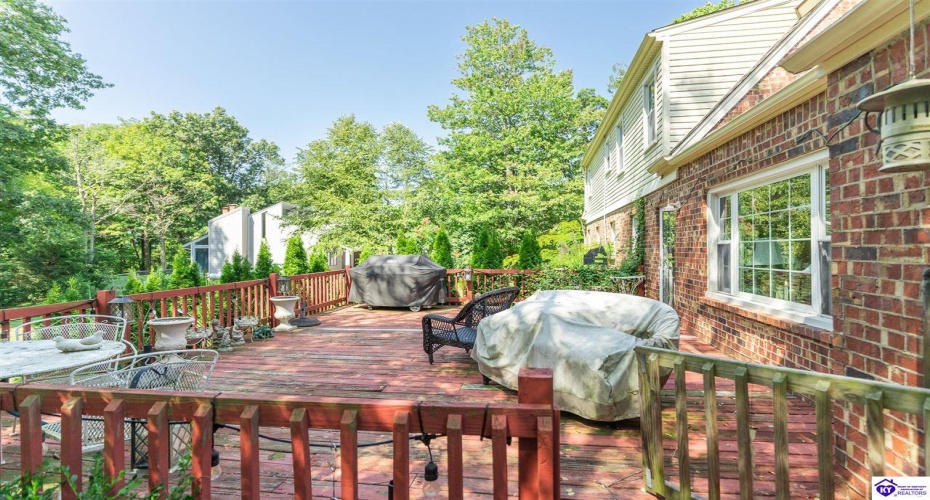 Mayapple Lane, Elizabethtown, Kentucky 42701, ,3 BathroomsBathrooms,For Sale,Mayapple Lane,HK24003215