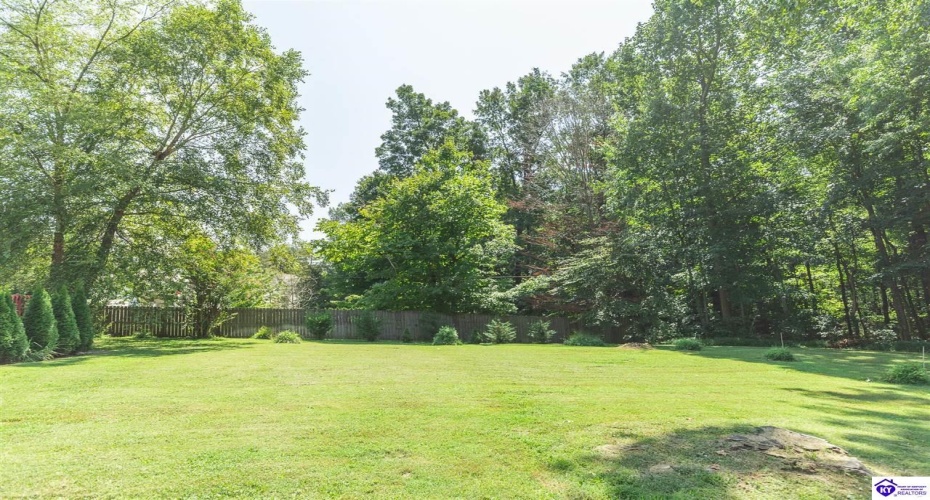 Mayapple Lane, Elizabethtown, Kentucky 42701, ,3 BathroomsBathrooms,For Sale,Mayapple Lane,HK24003215