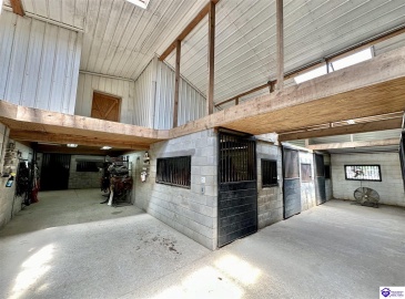 Lower River Road, Louisville, Kentucky 40272, ,2 BathroomsBathrooms,For Sale,Lower River Road,HK24003216 Lower River Road, Louisville, Kentucky 40272, ,2 BathroomsBathrooms,For Sale,Lower River Road,HK24003216