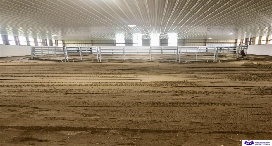 Lower River Road, Louisville, Kentucky 40272, ,2 BathroomsBathrooms,For Sale,Lower River Road,HK24003216