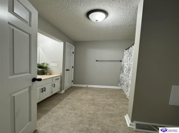 Peachtree Street, Elizabethtown, Kentucky 42701, ,2 BathroomsBathrooms,For Sale,Peachtree Street,HK24003222 Peachtree Street, Elizabethtown, Kentucky 42701, ,2 BathroomsBathrooms,For Sale,Peachtree Street,HK24003222