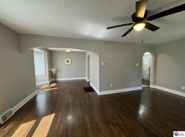 Peachtree Street, Elizabethtown, Kentucky 42701, ,2 BathroomsBathrooms,For Sale,Peachtree Street,HK24003222 Peachtree Street, Elizabethtown, Kentucky 42701, ,2 BathroomsBathrooms,For Sale,Peachtree Street,HK24003222