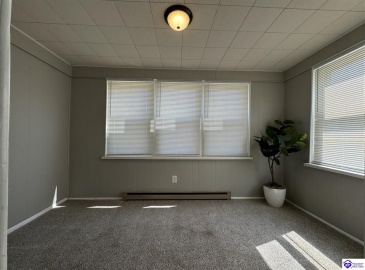 Peachtree Street, Elizabethtown, Kentucky 42701, ,2 BathroomsBathrooms,For Sale,Peachtree Street,HK24003222 Peachtree Street, Elizabethtown, Kentucky 42701, ,2 BathroomsBathrooms,For Sale,Peachtree Street,HK24003222