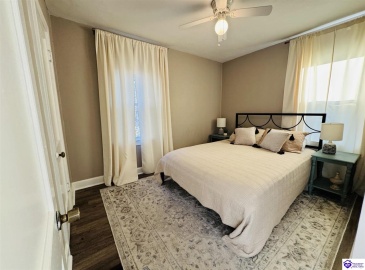 Churchill Court, Elizabethtown, Kentucky 42701, ,2 BathroomsBathrooms,For Sale,Churchill Court,HK24003226 Churchill Court, Elizabethtown, Kentucky 42701, ,2 BathroomsBathrooms,For Sale,Churchill Court,HK24003226