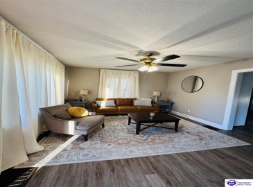 Churchill Court, Elizabethtown, Kentucky 42701, ,2 BathroomsBathrooms,For Sale,Churchill Court,HK24003226 Churchill Court, Elizabethtown, Kentucky 42701, ,2 BathroomsBathrooms,For Sale,Churchill Court,HK24003226