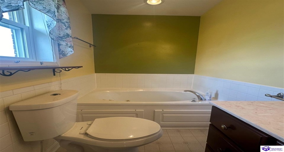 Jenkins Road, Rineyville, Kentucky 40162, ,3 BathroomsBathrooms,For Sale,Jenkins Road,HK24003227