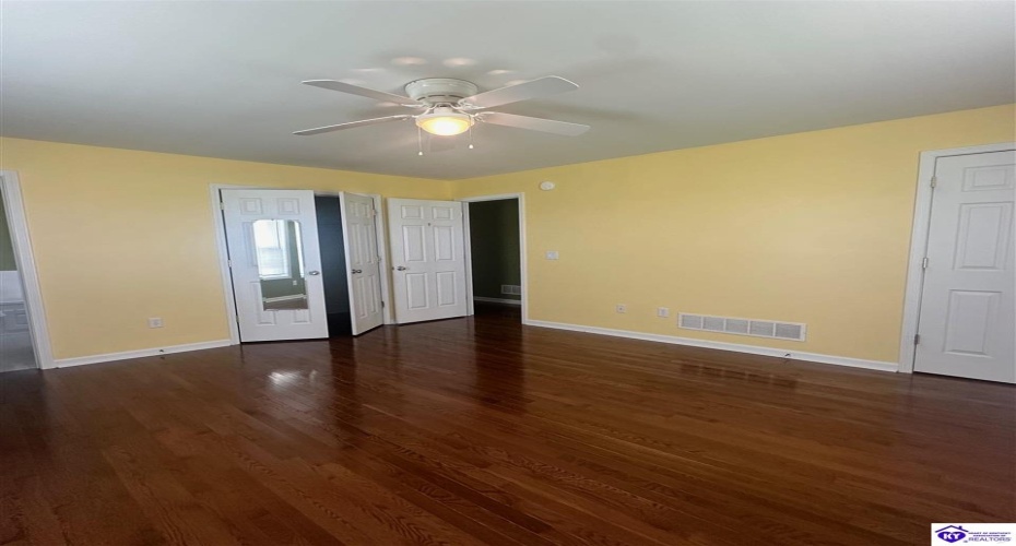 Jenkins Road, Rineyville, Kentucky 40162, ,3 BathroomsBathrooms,For Sale,Jenkins Road,HK24003227