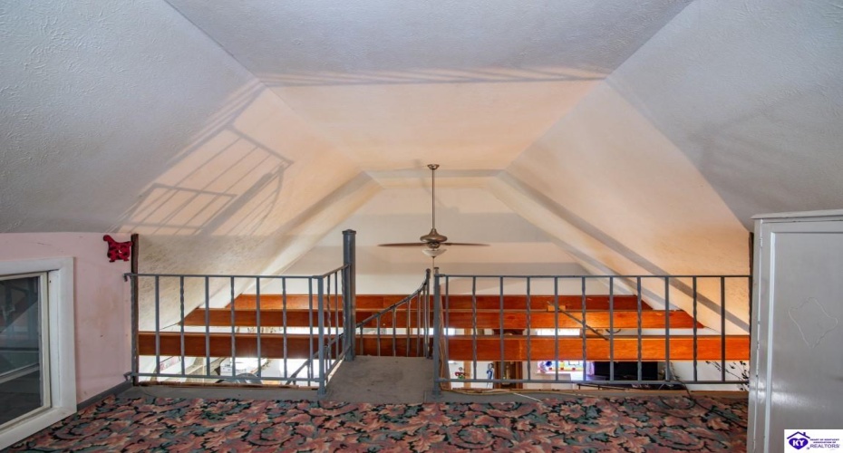 Berrytown Road, Rineyville, Kentucky 40162, ,3 BathroomsBathrooms,For Sale,Berrytown Road,HK23003433