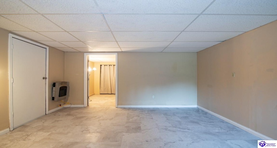 Berrytown Road, Rineyville, Kentucky 40162, ,3 BathroomsBathrooms,For Sale,Berrytown Road,HK23003433