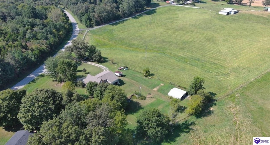 Berrytown Road, Rineyville, Kentucky 40162, ,3 BathroomsBathrooms,For Sale,Berrytown Road,HK23003433