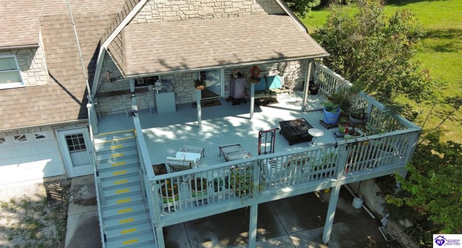 Berrytown Road, Rineyville, Kentucky 40162, ,3 BathroomsBathrooms,For Sale,Berrytown Road,HK23003433