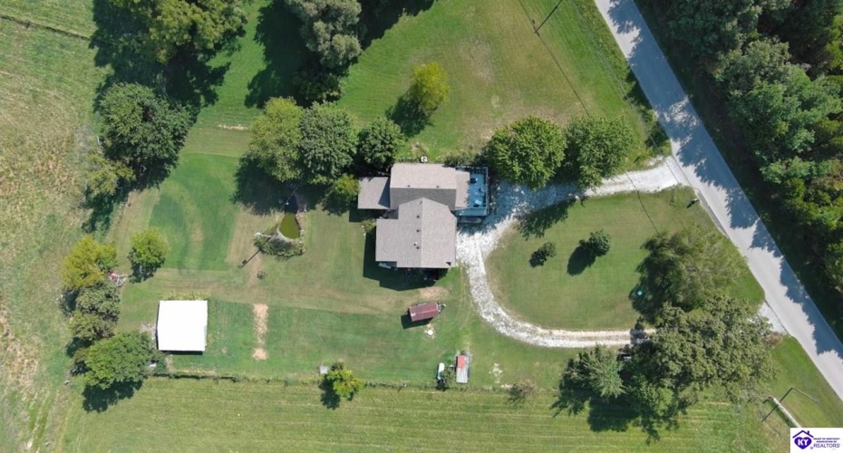 Berrytown Road, Rineyville, Kentucky 40162, ,3 BathroomsBathrooms,For Sale,Berrytown Road,HK23003433