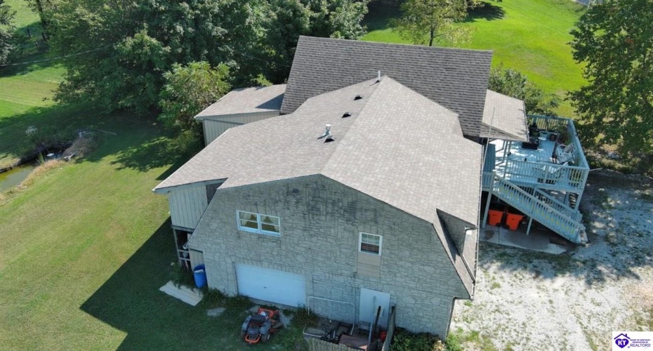 Berrytown Road, Rineyville, Kentucky 40162, ,3 BathroomsBathrooms,For Sale,Berrytown Road,HK23003433