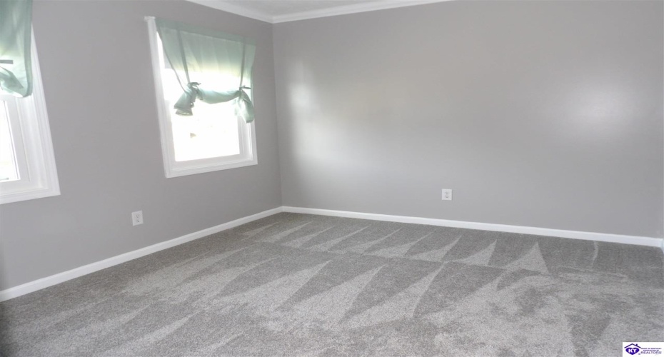 Skyline Drive, Radcliff, Kentucky 40160-0000, ,4 BathroomsBathrooms,For Sale,Skyline Drive,HK24003229