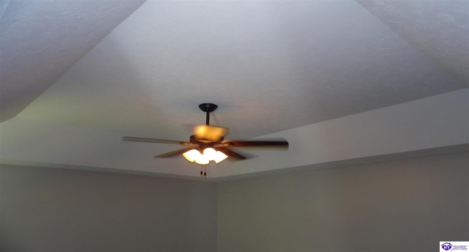 Skyline Drive, Radcliff, Kentucky 40160-0000, ,4 BathroomsBathrooms,For Sale,Skyline Drive,HK24003229