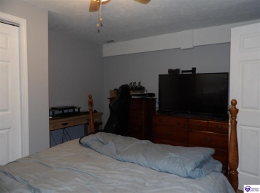 Skyline Drive, Radcliff, Kentucky 40160-0000, ,4 BathroomsBathrooms,For Sale,Skyline Drive,HK24003229 Skyline Drive, Radcliff, Kentucky 40160-0000, ,4 BathroomsBathrooms,For Sale,Skyline Drive,HK24003229