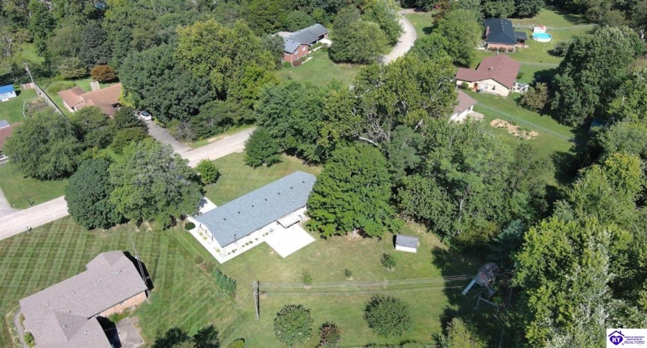 Johnstown Road, Elizabethtown, Kentucky 42701, ,2 BathroomsBathrooms,For Sale,Johnstown Road,HK24003233 Johnstown Road, Elizabethtown, Kentucky 42701, ,2 BathroomsBathrooms,For Sale,Johnstown Road,HK24003233