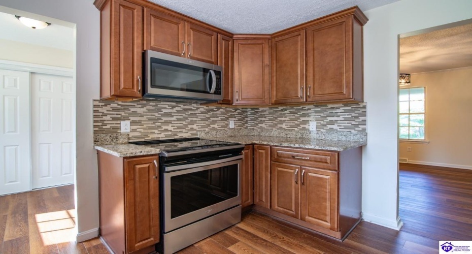 Johnstown Road, Elizabethtown, Kentucky 42701, ,2 BathroomsBathrooms,For Sale,Johnstown Road,HK24003233 Johnstown Road, Elizabethtown, Kentucky 42701, ,2 BathroomsBathrooms,For Sale,Johnstown Road,HK24003233