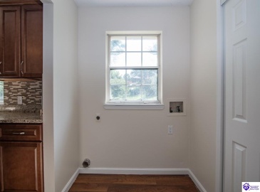 Johnstown Road, Elizabethtown, Kentucky 42701, ,2 BathroomsBathrooms,For Sale,Johnstown Road,HK24003233 Johnstown Road, Elizabethtown, Kentucky 42701, ,2 BathroomsBathrooms,For Sale,Johnstown Road,HK24003233