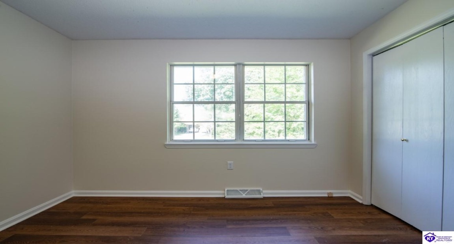 Johnstown Road, Elizabethtown, Kentucky 42701, ,2 BathroomsBathrooms,For Sale,Johnstown Road,HK24003233 Johnstown Road, Elizabethtown, Kentucky 42701, ,2 BathroomsBathrooms,For Sale,Johnstown Road,HK24003233