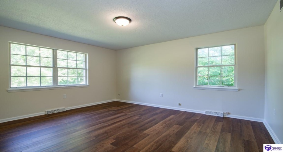 Johnstown Road, Elizabethtown, Kentucky 42701, ,2 BathroomsBathrooms,For Sale,Johnstown Road,HK24003233 Johnstown Road, Elizabethtown, Kentucky 42701, ,2 BathroomsBathrooms,For Sale,Johnstown Road,HK24003233