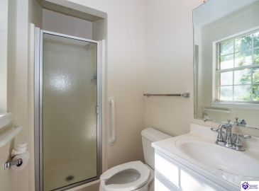 Johnstown Road, Elizabethtown, Kentucky 42701, ,2 BathroomsBathrooms,For Sale,Johnstown Road,HK24003233 Johnstown Road, Elizabethtown, Kentucky 42701, ,2 BathroomsBathrooms,For Sale,Johnstown Road,HK24003233