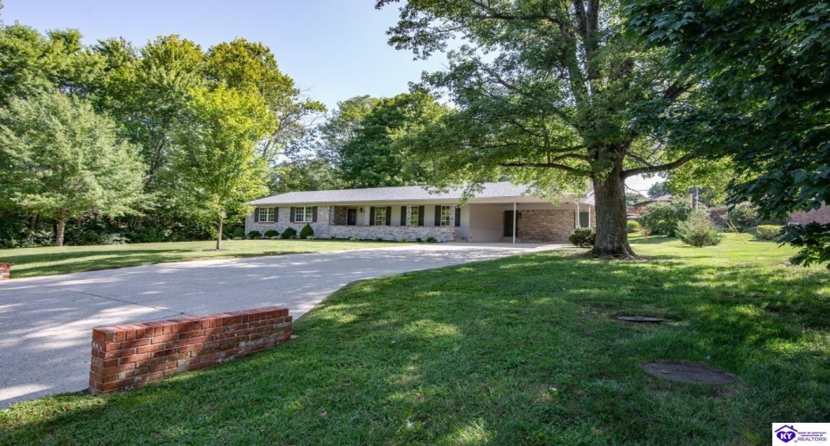 Johnstown Road, Elizabethtown, Kentucky 42701, ,2 BathroomsBathrooms,For Sale,Johnstown Road,HK24003233 Johnstown Road, Elizabethtown, Kentucky 42701, ,2 BathroomsBathrooms,For Sale,Johnstown Road,HK24003233