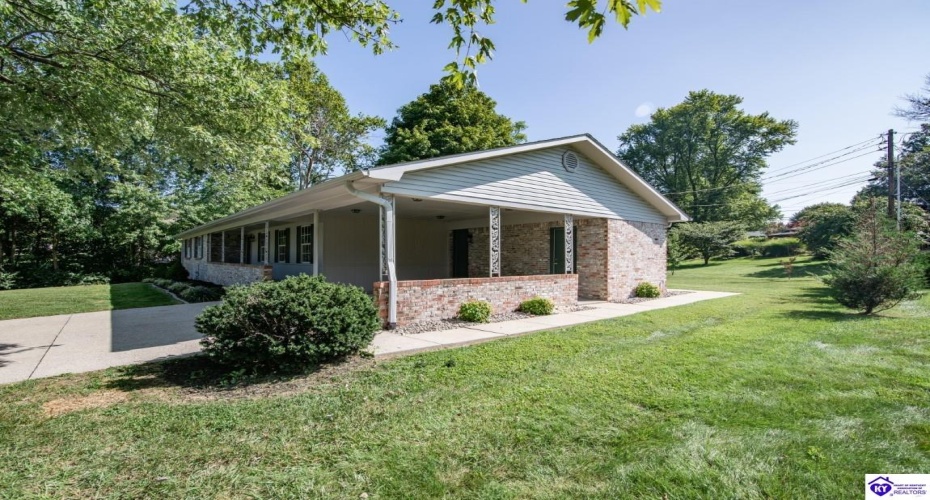 Johnstown Road, Elizabethtown, Kentucky 42701, ,2 BathroomsBathrooms,For Sale,Johnstown Road,HK24003233 Johnstown Road, Elizabethtown, Kentucky 42701, ,2 BathroomsBathrooms,For Sale,Johnstown Road,HK24003233