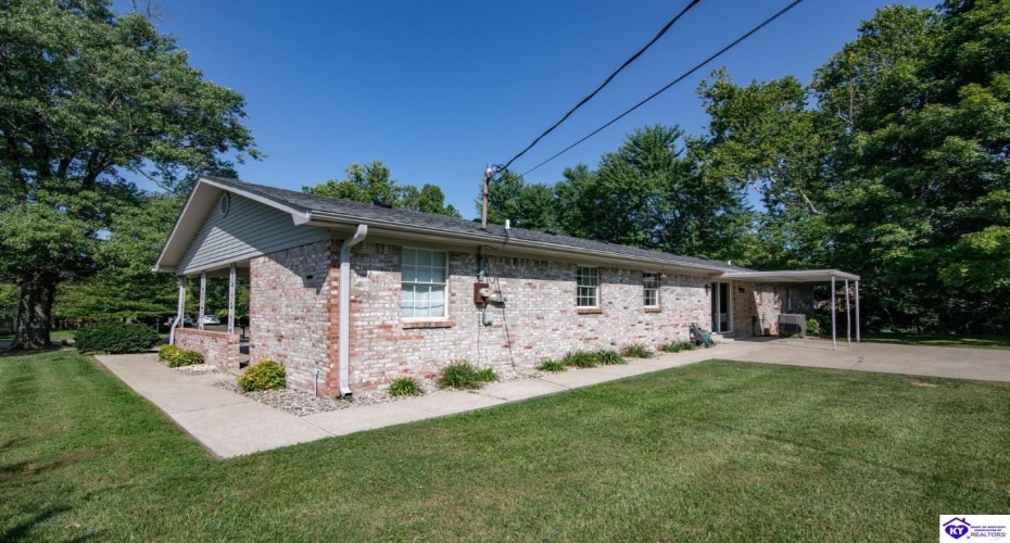 Johnstown Road, Elizabethtown, Kentucky 42701, ,2 BathroomsBathrooms,For Sale,Johnstown Road,HK24003233 Johnstown Road, Elizabethtown, Kentucky 42701, ,2 BathroomsBathrooms,For Sale,Johnstown Road,HK24003233