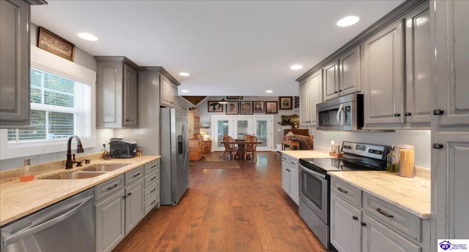 Moutardier Woods Road, Leitchfield, Kentucky 42754, ,3 BathroomsBathrooms,For Sale,Moutardier Woods Road,HK24003238 Moutardier Woods Road, Leitchfield, Kentucky 42754, ,3 BathroomsBathrooms,For Sale,Moutardier Woods Road,HK24003238