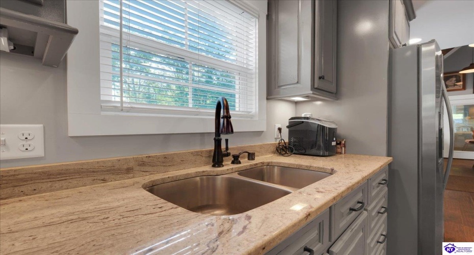 Moutardier Woods Road, Leitchfield, Kentucky 42754, ,3 BathroomsBathrooms,For Sale,Moutardier Woods Road,HK24003238 Moutardier Woods Road, Leitchfield, Kentucky 42754, ,3 BathroomsBathrooms,For Sale,Moutardier Woods Road,HK24003238