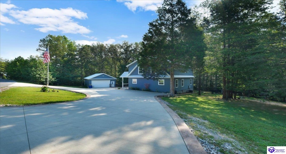 Moutardier Woods Road, Leitchfield, Kentucky 42754, ,3 BathroomsBathrooms,For Sale,Moutardier Woods Road,HK24003238 Moutardier Woods Road, Leitchfield, Kentucky 42754, ,3 BathroomsBathrooms,For Sale,Moutardier Woods Road,HK24003238