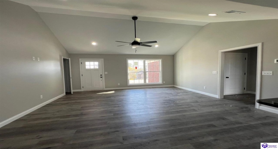 New Orleans Ct, Taylorsville, Kentucky 40071, ,2 BathroomsBathrooms,For Sale,New Orleans Ct,HK24003242 New Orleans Ct, Taylorsville, Kentucky 40071, ,2 BathroomsBathrooms,For Sale,New Orleans Ct,HK24003242