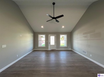 New Orleans Ct, Taylorsville, Kentucky 40071, ,2 BathroomsBathrooms,For Sale,New Orleans Ct,HK24003243 New Orleans Ct, Taylorsville, Kentucky 40071, ,2 BathroomsBathrooms,For Sale,New Orleans Ct,HK24003243