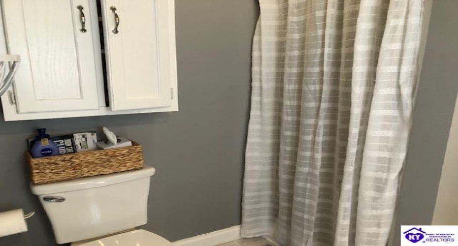 Landon Lane, Campbellsville, Kentucky 42718, ,3 BathroomsBathrooms,For Sale,Landon Lane,HK24003261 Landon Lane, Campbellsville, Kentucky 42718, ,3 BathroomsBathrooms,For Sale,Landon Lane,HK24003261