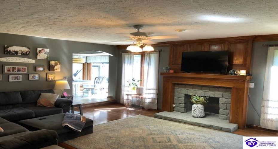 Landon Lane, Campbellsville, Kentucky 42718, ,3 BathroomsBathrooms,For Sale,Landon Lane,HK24003261 Landon Lane, Campbellsville, Kentucky 42718, ,3 BathroomsBathrooms,For Sale,Landon Lane,HK24003261