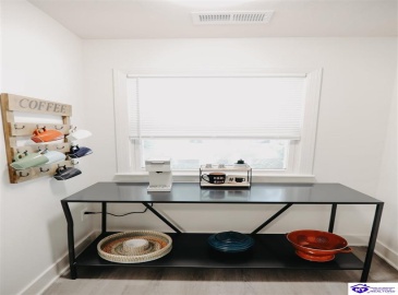 Diecks Drive, Elizabethtown, Kentucky 42701, ,1 BathroomBathrooms,For Sale,Diecks Drive,HK24003265 Diecks Drive, Elizabethtown, Kentucky 42701, ,1 BathroomBathrooms,For Sale,Diecks Drive,HK24003265