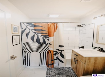 Diecks Drive, Elizabethtown, Kentucky 42701, ,1 BathroomBathrooms,For Sale,Diecks Drive,HK24003265 Diecks Drive, Elizabethtown, Kentucky 42701, ,1 BathroomBathrooms,For Sale,Diecks Drive,HK24003265