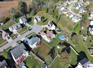 Maxwell Court, Vine Grove, Kentucky 40175, ,3 BathroomsBathrooms,For Sale,Maxwell Court,HK24003276 Maxwell Court, Vine Grove, Kentucky 40175, ,3 BathroomsBathrooms,For Sale,Maxwell Court,HK24003276