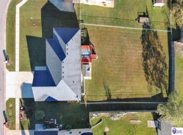 Maxwell Court, Vine Grove, Kentucky 40175, ,3 BathroomsBathrooms,For Sale,Maxwell Court,HK24003276 Maxwell Court, Vine Grove, Kentucky 40175, ,3 BathroomsBathrooms,For Sale,Maxwell Court,HK24003276