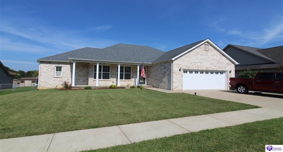 Maxwell Court, Vine Grove, Kentucky 40175, ,3 BathroomsBathrooms,For Sale,Maxwell Court,HK24003276 Maxwell Court, Vine Grove, Kentucky 40175, ,3 BathroomsBathrooms,For Sale,Maxwell Court,HK24003276