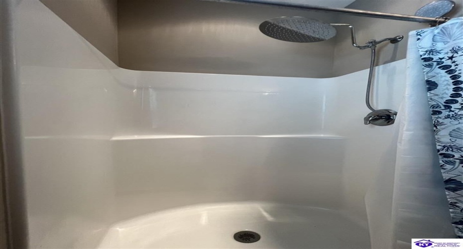 Maxwell Court, Vine Grove, Kentucky 40175, ,3 BathroomsBathrooms,For Sale,Maxwell Court,HK24003276 Maxwell Court, Vine Grove, Kentucky 40175, ,3 BathroomsBathrooms,For Sale,Maxwell Court,HK24003276