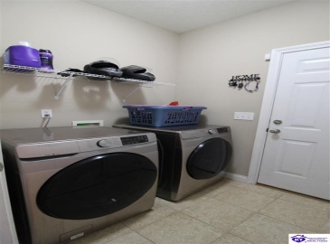 Maxwell Court, Vine Grove, Kentucky 40175, ,3 BathroomsBathrooms,For Sale,Maxwell Court,HK24003276 Maxwell Court, Vine Grove, Kentucky 40175, ,3 BathroomsBathrooms,For Sale,Maxwell Court,HK24003276