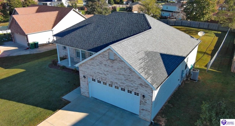 Maxwell Court, Vine Grove, Kentucky 40175, ,3 BathroomsBathrooms,For Sale,Maxwell Court,HK24003276 Maxwell Court, Vine Grove, Kentucky 40175, ,3 BathroomsBathrooms,For Sale,Maxwell Court,HK24003276