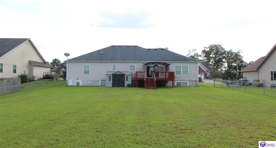 Maxwell Court, Vine Grove, Kentucky 40175, ,3 BathroomsBathrooms,For Sale,Maxwell Court,HK24003276 Maxwell Court, Vine Grove, Kentucky 40175, ,3 BathroomsBathrooms,For Sale,Maxwell Court,HK24003276