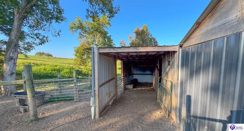 Joe Kerr Road, Campbellsville, Kentucky 42718, ,2 BathroomsBathrooms,For Sale,Joe Kerr Road,HK24003277 Joe Kerr Road, Campbellsville, Kentucky 42718, ,2 BathroomsBathrooms,For Sale,Joe Kerr Road,HK24003277