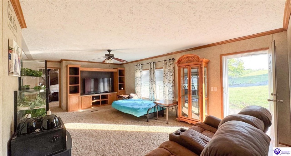 Joe Kerr Road, Campbellsville, Kentucky 42718, ,2 BathroomsBathrooms,For Sale,Joe Kerr Road,HK24003277 Joe Kerr Road, Campbellsville, Kentucky 42718, ,2 BathroomsBathrooms,For Sale,Joe Kerr Road,HK24003277